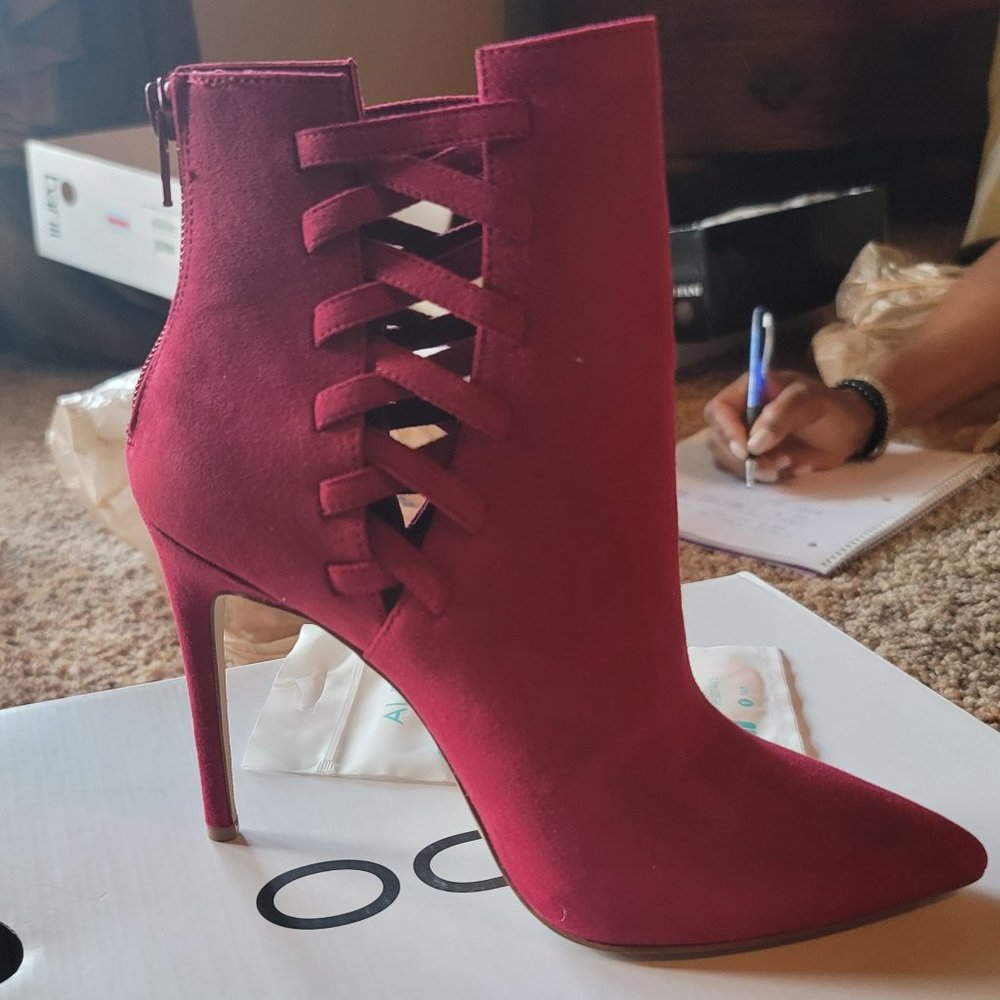 ALDO “Tuxedo” pointed toe canvas red ankle boot (new in box) size 7